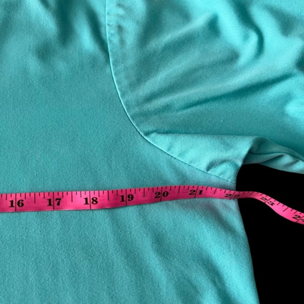Landau Aqua or Pistachio Green Scrub Set Top Bottoms Size Medium - Picture 7 of 15